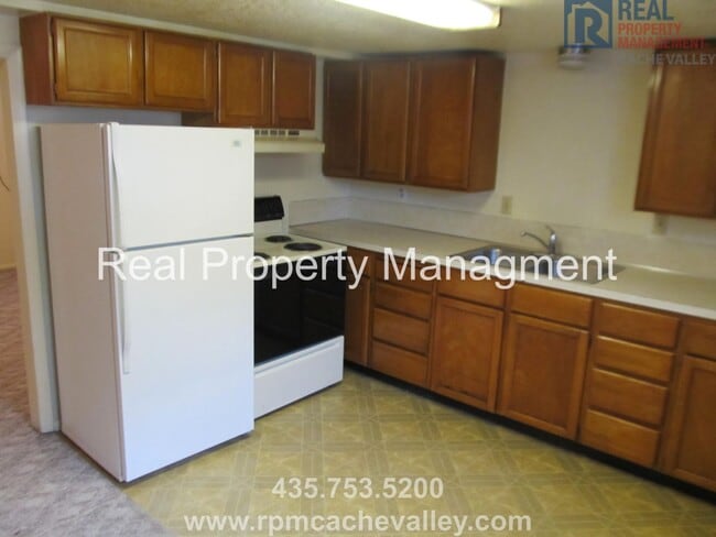 Building Photo - 179-181 N 300 W