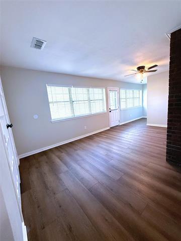 Building Photo - 11 Maree Ct