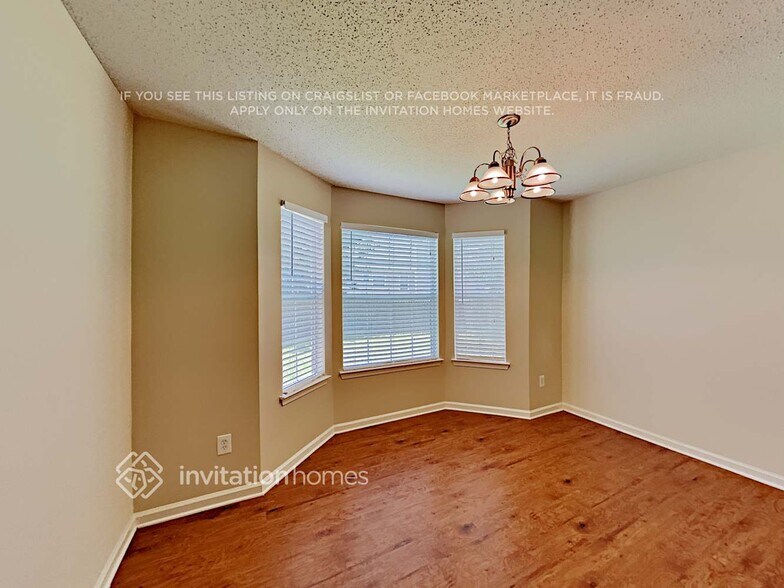 Building Photo - 362 Kentwood Springs Dr