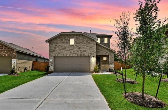 Primary Photo - 16439 Big Hickory Dr