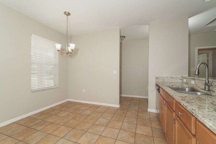 Building Photo - 6557 Shepherd Oaks Rd