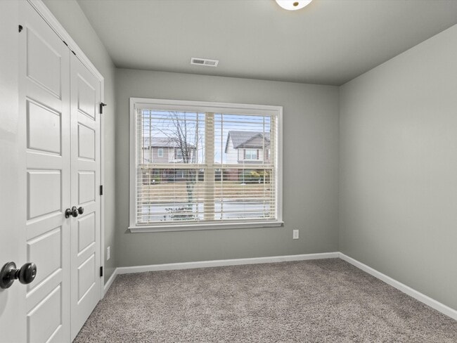 Building Photo - 148 Walkers Hill Rd