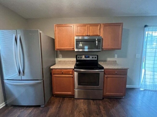 Building Photo - 1666 Mossberg Dr