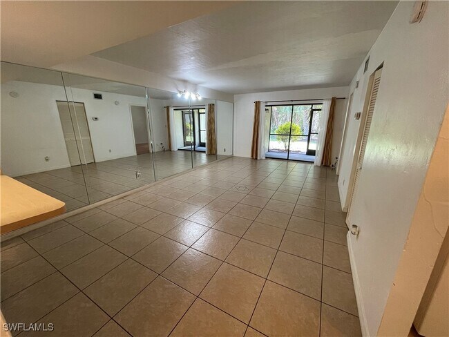Building Photo - 28150 Pine Haven Way