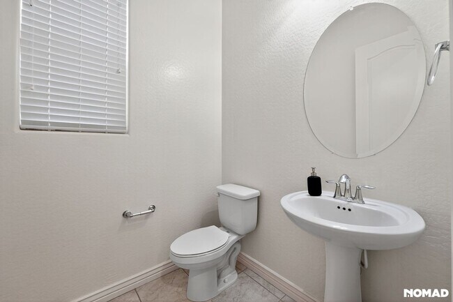 Building Photo - 20840 E Reins Rd