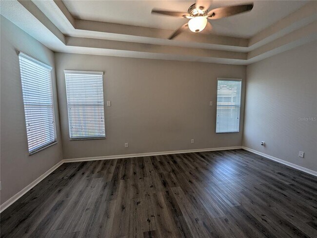 Building Photo - 9818 White Barn Way