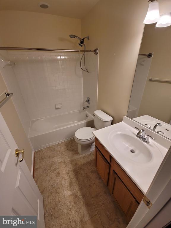 Building Photo - 4546 Scottsdale Pl