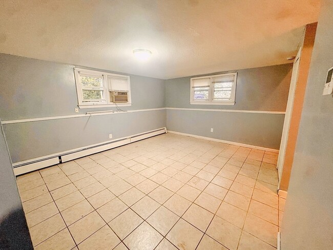 Building Photo - 6A Maynard St