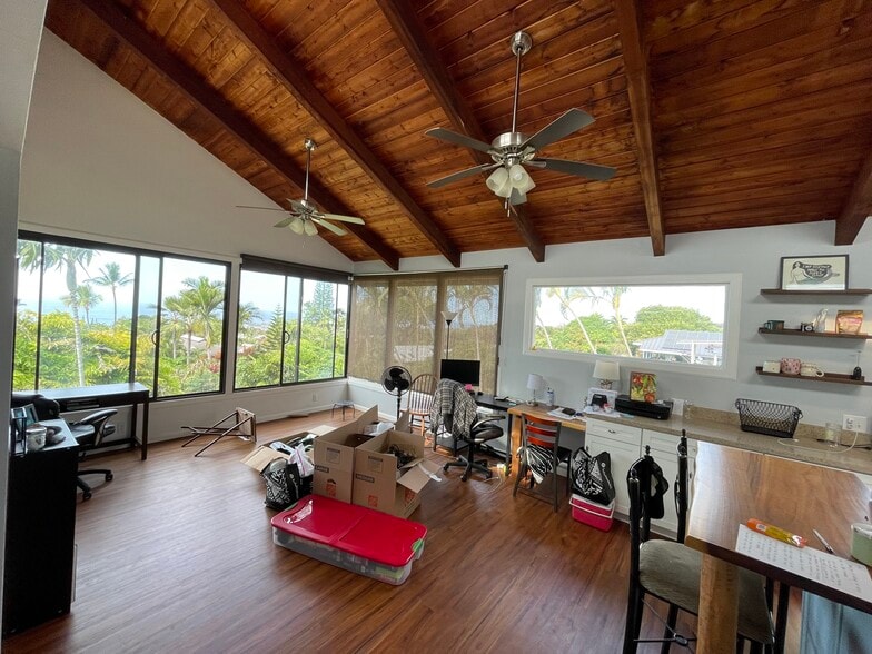 Top Floor - Dining Area - 75-5810 Olua Plz