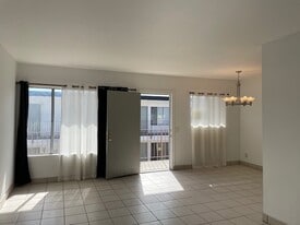 Building Photo - 363 Hurst Ave