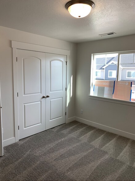 Building Photo - 3812 W 2330 N