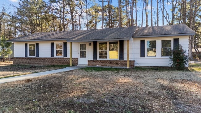 Building Photo - 620 Starling Way