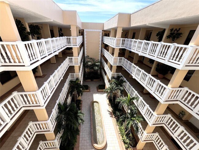 Building Photo - 6650 Sunset Way