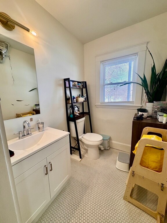 Building Photo - 127 Eliot St