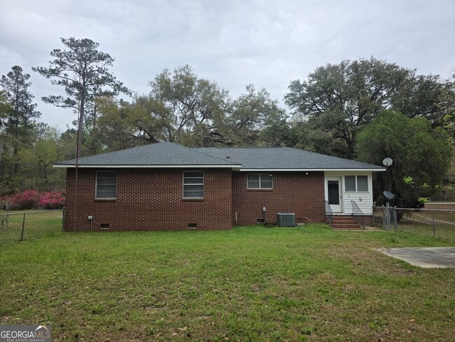 Building Photo - 583 Mill Pond Rd