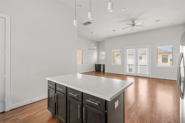 Building Photo - 3409 Kensington Yellow Pl