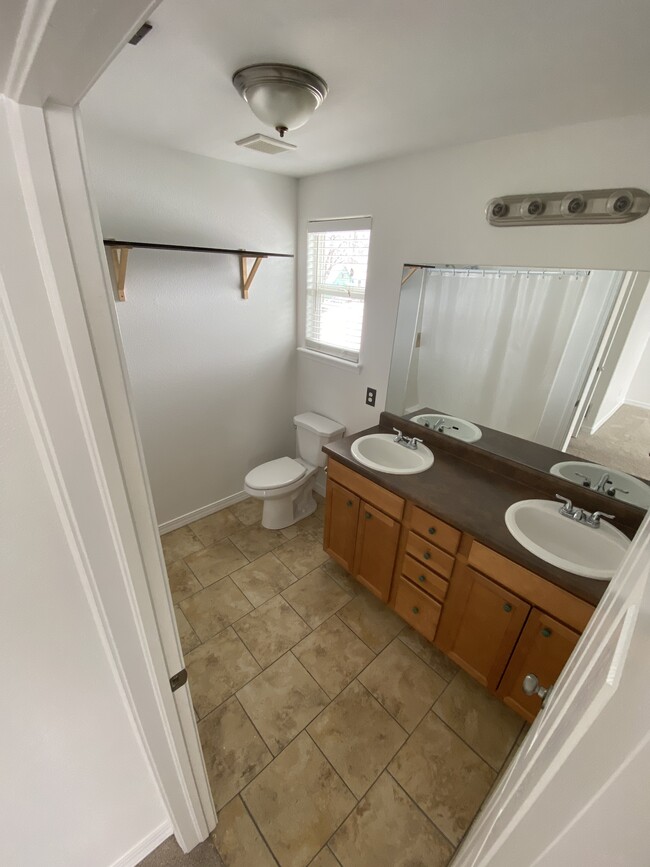 Master Bathroom - 2905 W Platte Ave