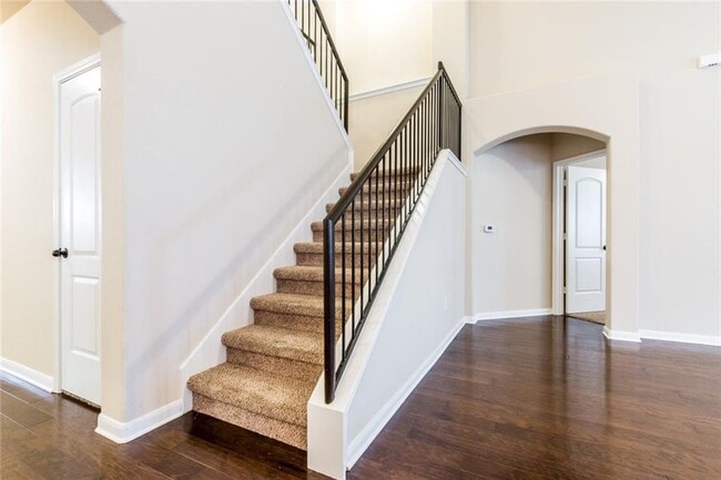 Building Photo - 1917 Tawakoni Dr