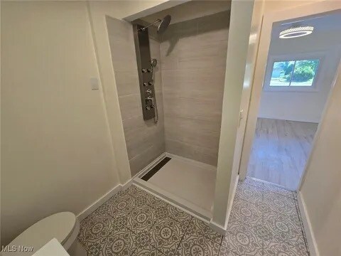 Building Photo - 10306 Winthrop Rd