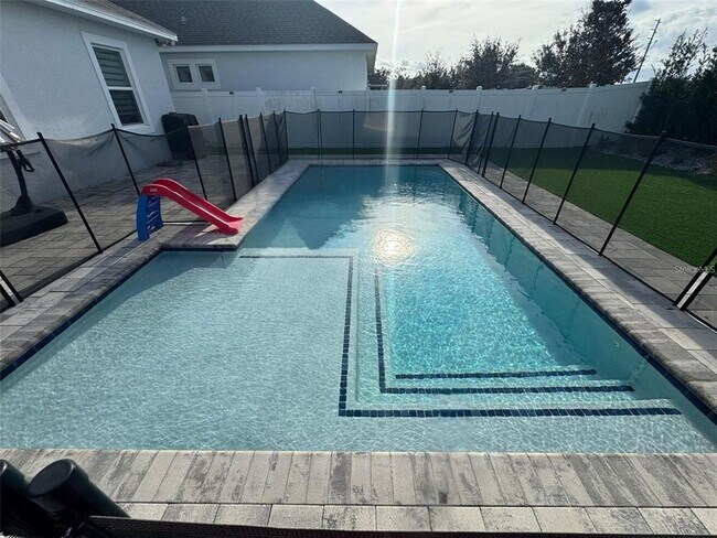 Building Photo - 14931 Lebeau Lp