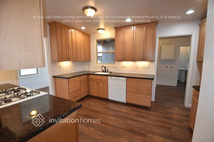 Building Photo - 2861 Herbert Way