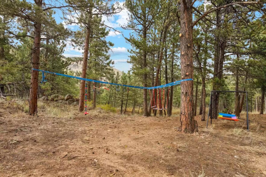 Building Photo - 6186 Sunshine Canyon Dr