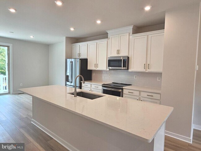 Building Photo - 3622 Agate Ln