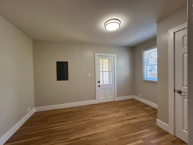 Building Photo - Vintage Aesthetic Meets Modern Glow-Up! Your Next Home Is Here!