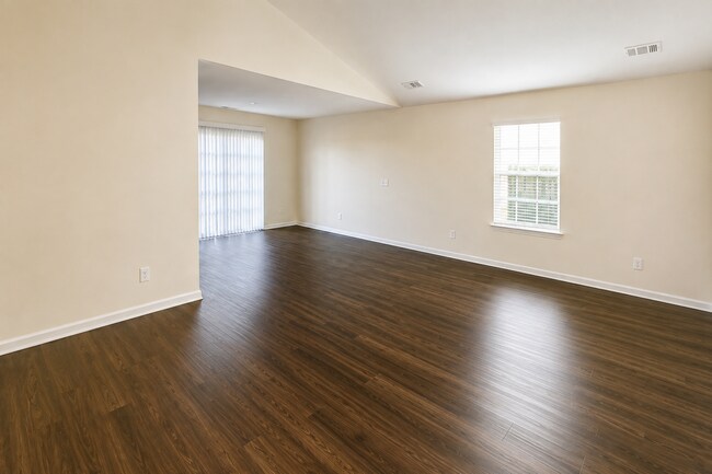 Building Photo - 92 Roseberry Cir