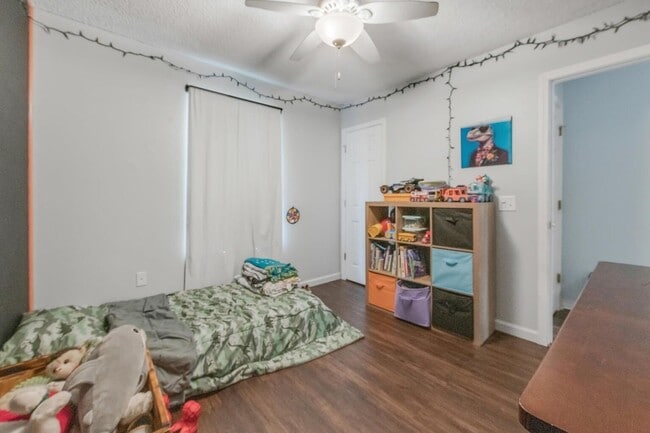 Building Photo - 5246 Sewell Rd