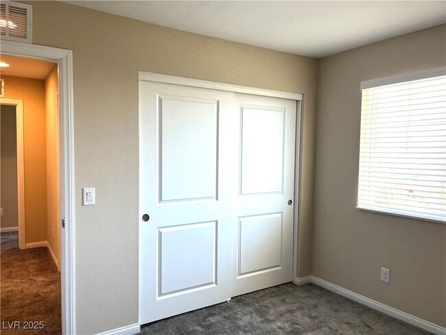 Building Photo - 8819 Burray St