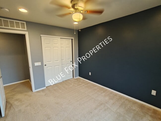 Building Photo - 10947 E Passion Flower Ln