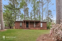 Building Photo - Warm and Welcoming 3-Bedroom Home