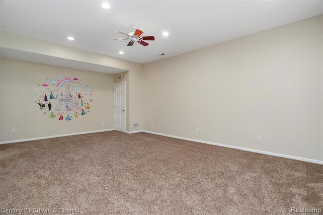 Building Photo - 41656 Steinbeck Glen