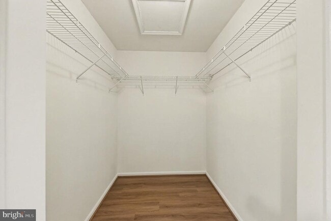 Building Photo - 1802 Harrison Ct