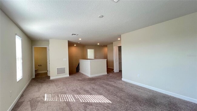 Building Photo - 15079 Evergreen Oak Loop