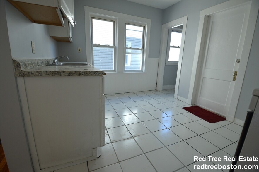 Building Photo - 32 Stellman Rd