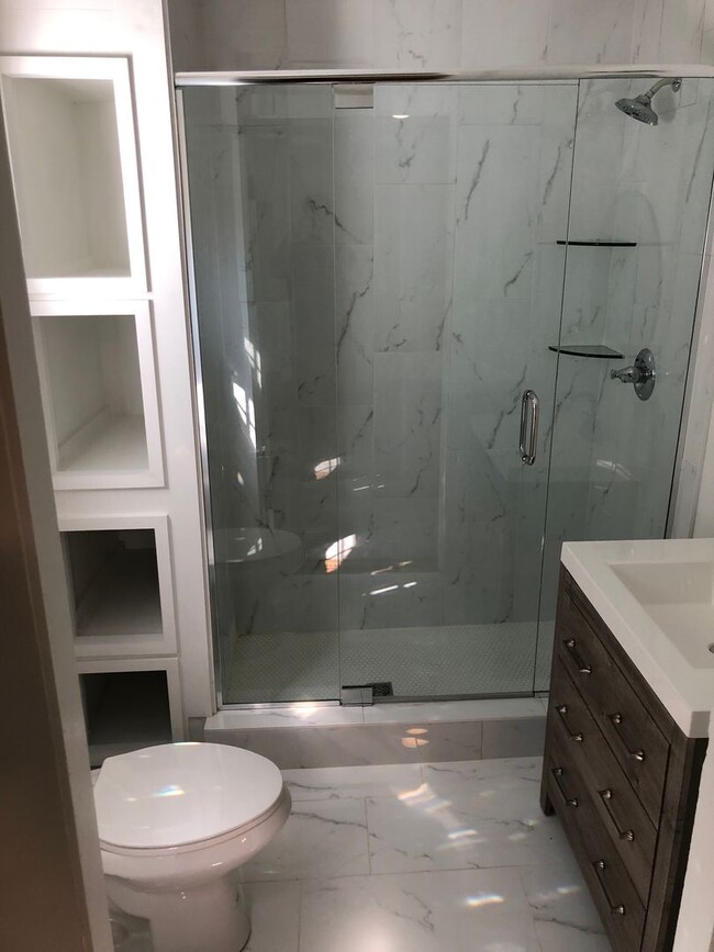 Building Photo - Historic Home for Rent