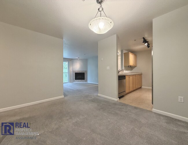 Building Photo - 780 NW 185th Ave