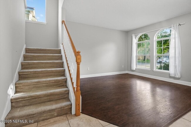 Building Photo - 612 Spruce Creek Rd