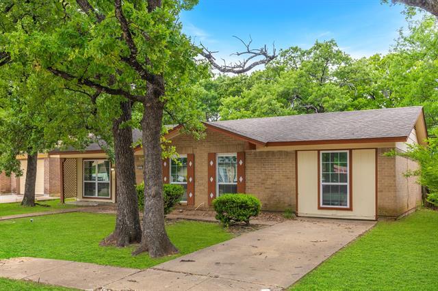 Building Photo - 3201 Forestdale Ln