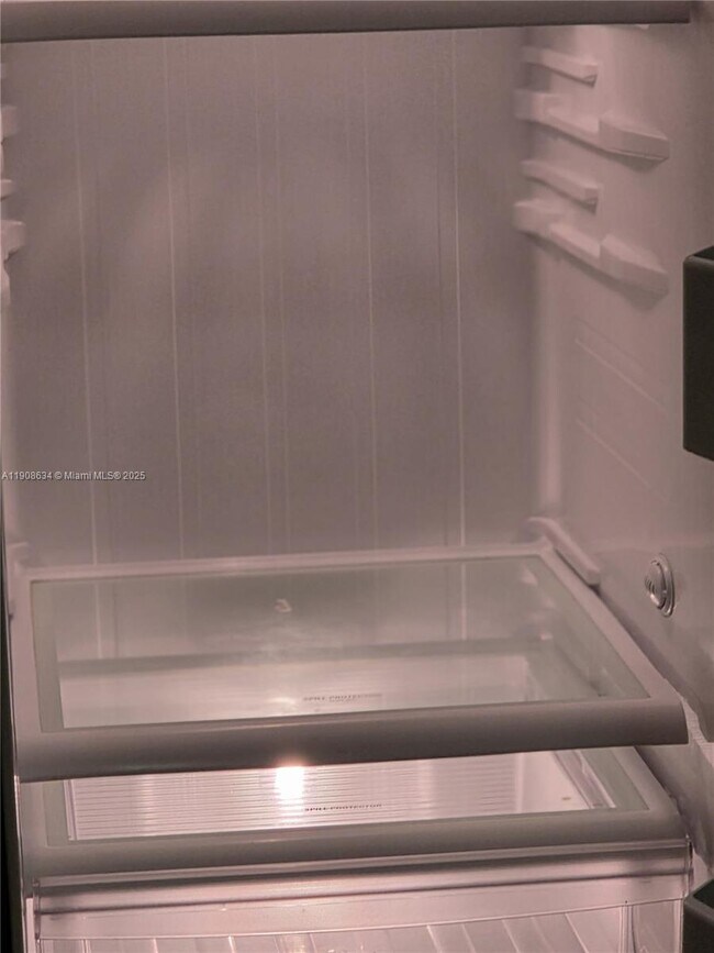 Building Photo - 5100 SW 41st St