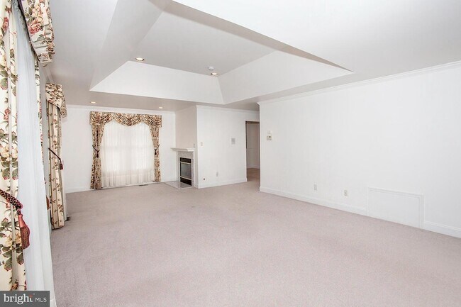 Building Photo - 189 Christopher Dr