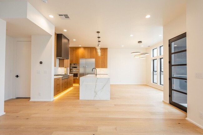 Building Photo - Brand New Townhouse in Luxury Neighborhood