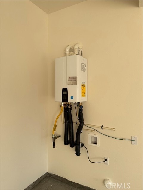 Building Photo - 1204 Hinnen Ave