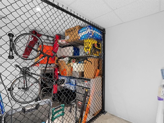 Building Photo - 3040 N Ocean Blvd