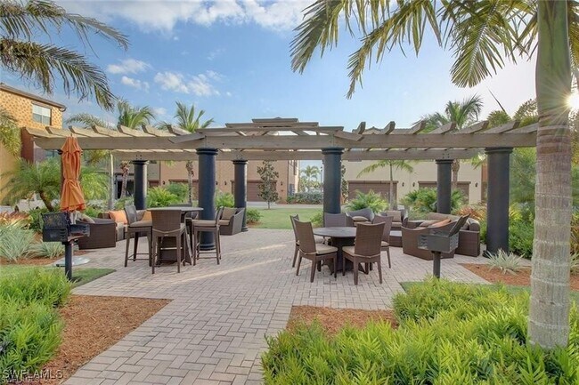 Building Photo - 8949 Malibu St