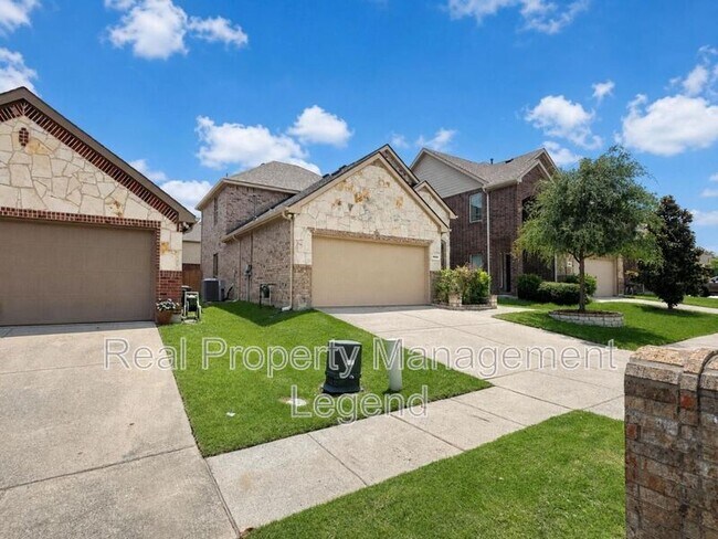 Building Photo - 9929 Pronghorn Rd