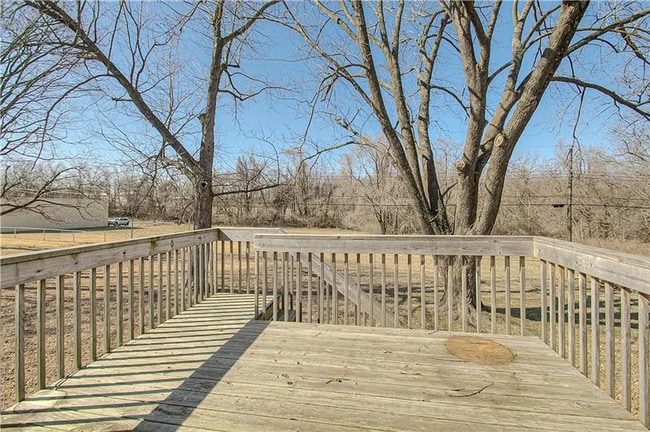Building Photo - COMING SOON! 3 Bedrooms 2 Bathrooms $1,550