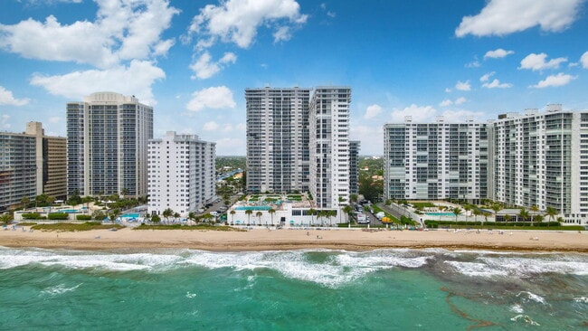 Building Photo - 4280 Galt Ocean Dr